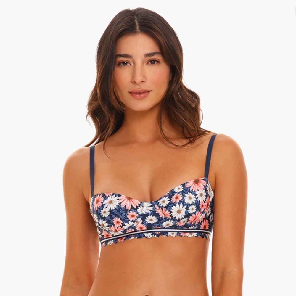 New Agua Bendita Lauren Eda Bikini Top